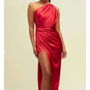 NEW LUXXEL one shoulder satin drape dress in red